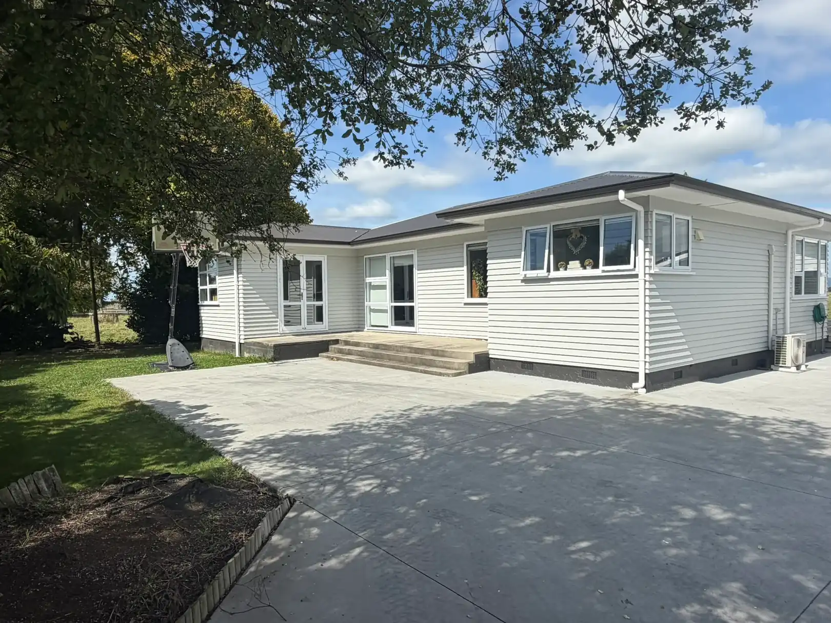 Completed residential new build - Elevate Building and Design Auckland